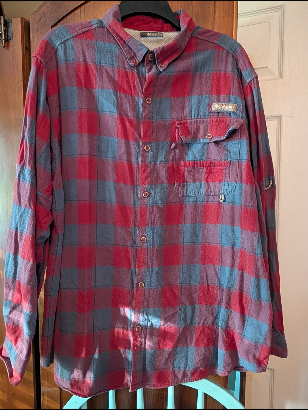 Columbia Red & Blue Plaid Button-Up Shirt XL